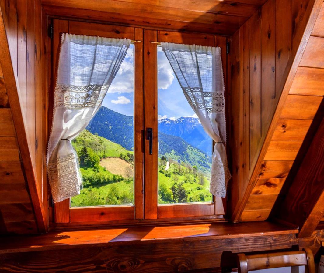 Apartamentos Aran Montcorbau Экстерьер фото