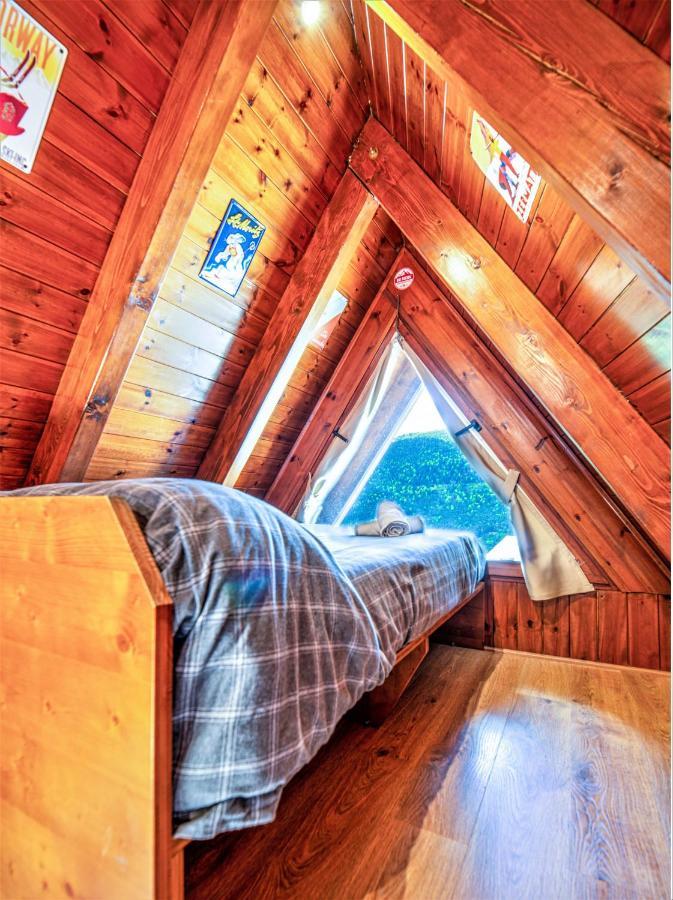 Apartamentos Aran Montcorbau Экстерьер фото