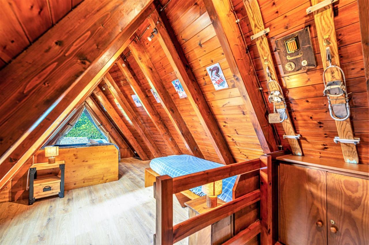 Apartamentos Aran Montcorbau Экстерьер фото