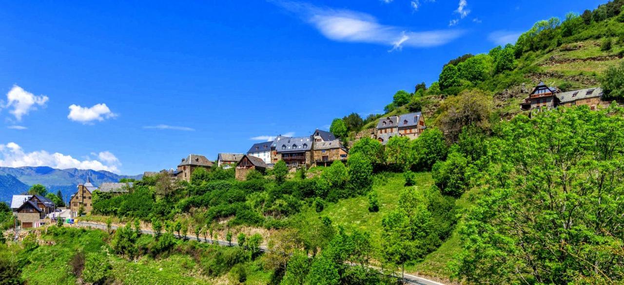 Apartamentos Aran Montcorbau Экстерьер фото
