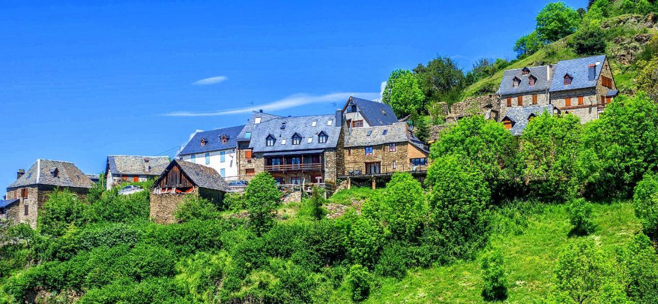 Apartamentos Aran Montcorbau Экстерьер фото